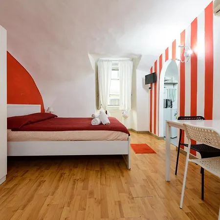 Chiaia Apartment Naples