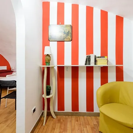 Apartment Chiaia *